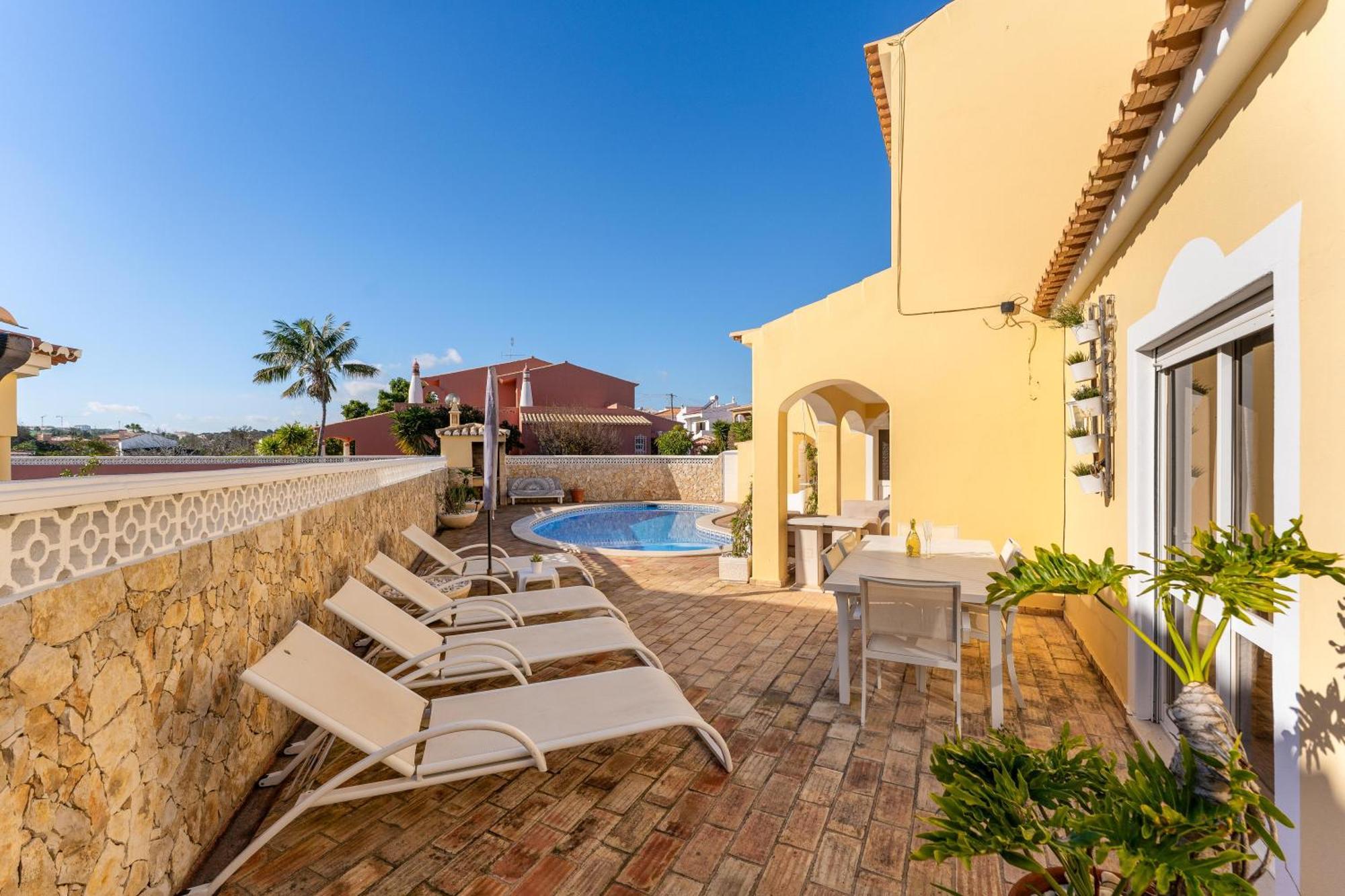 Charming Villa, - Pool - No Need For Car Pousada *