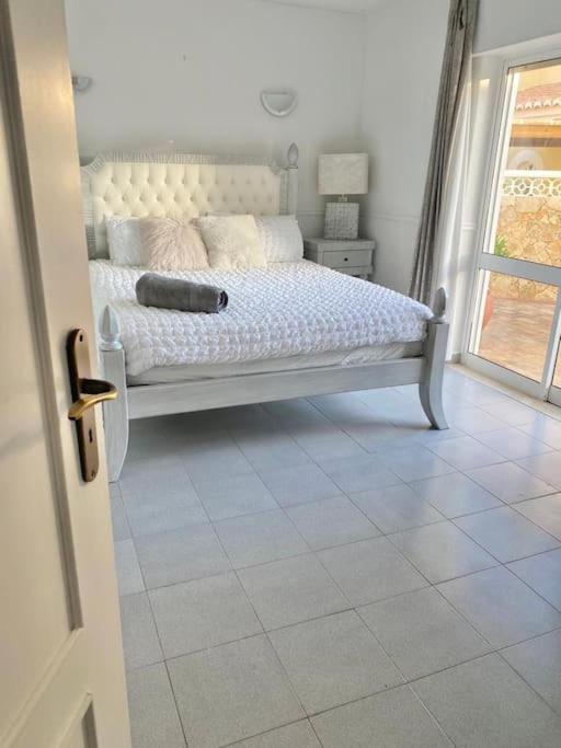 Charming Villa, - Pool - No Need For Car Lagos