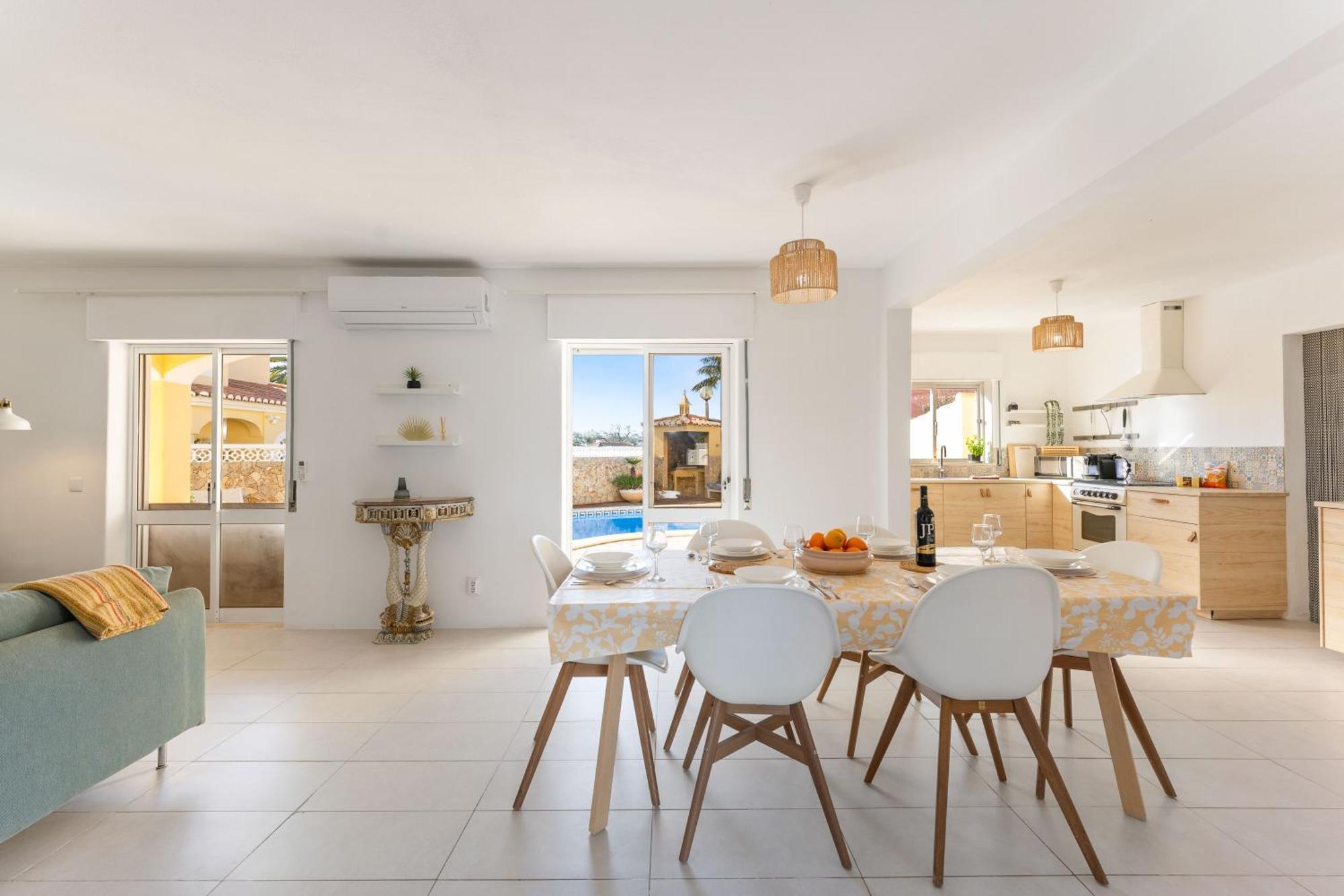 Charming Villa, - Pool - No Need For Car Villa Lagos