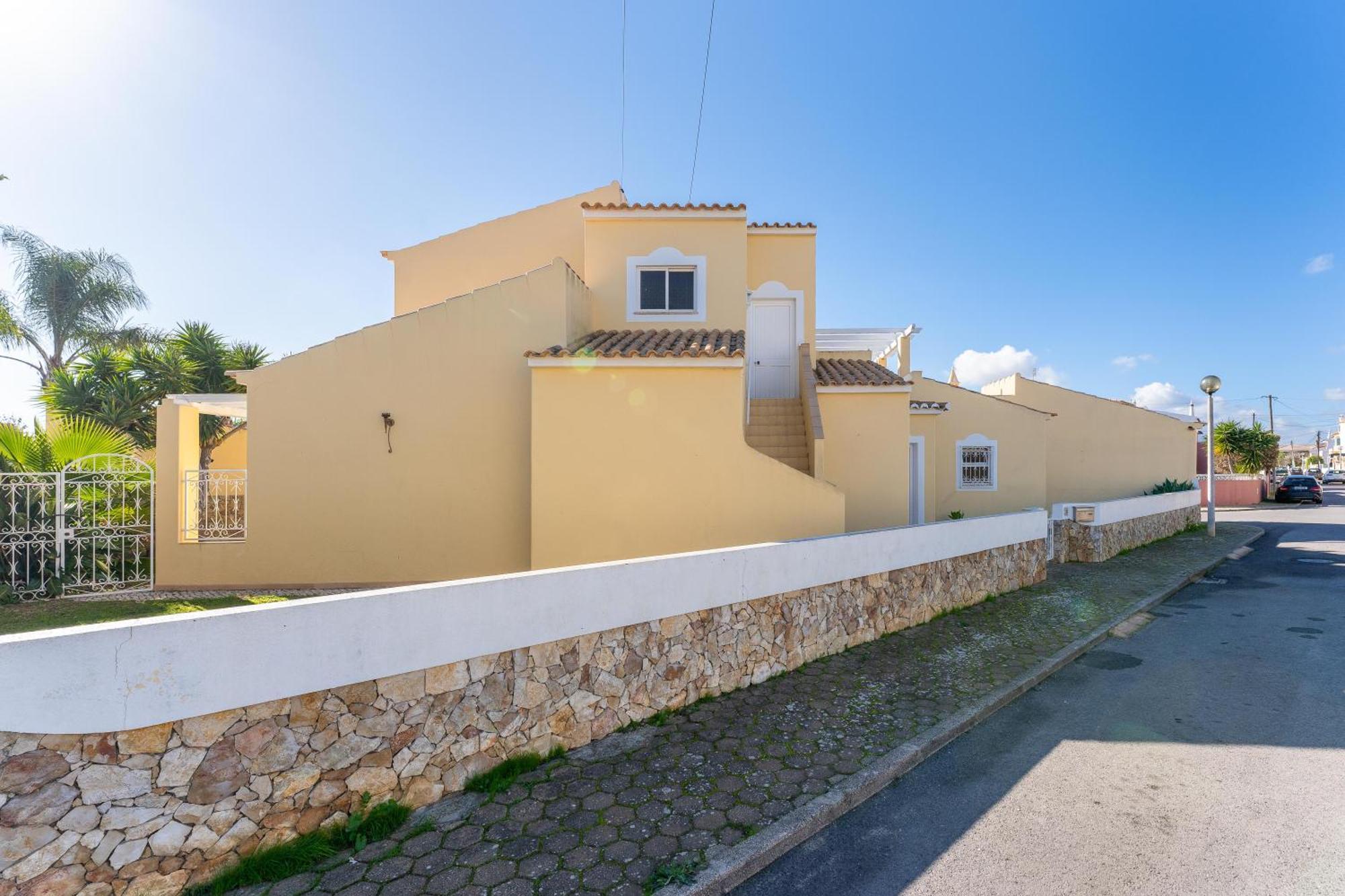 Charming Villa, - Pool - No Need For Car Lagos